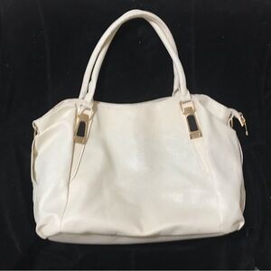 Elegant Cream Handbag